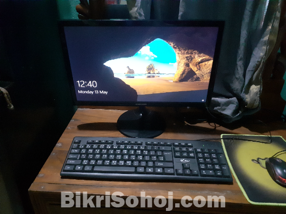 Desktop computer